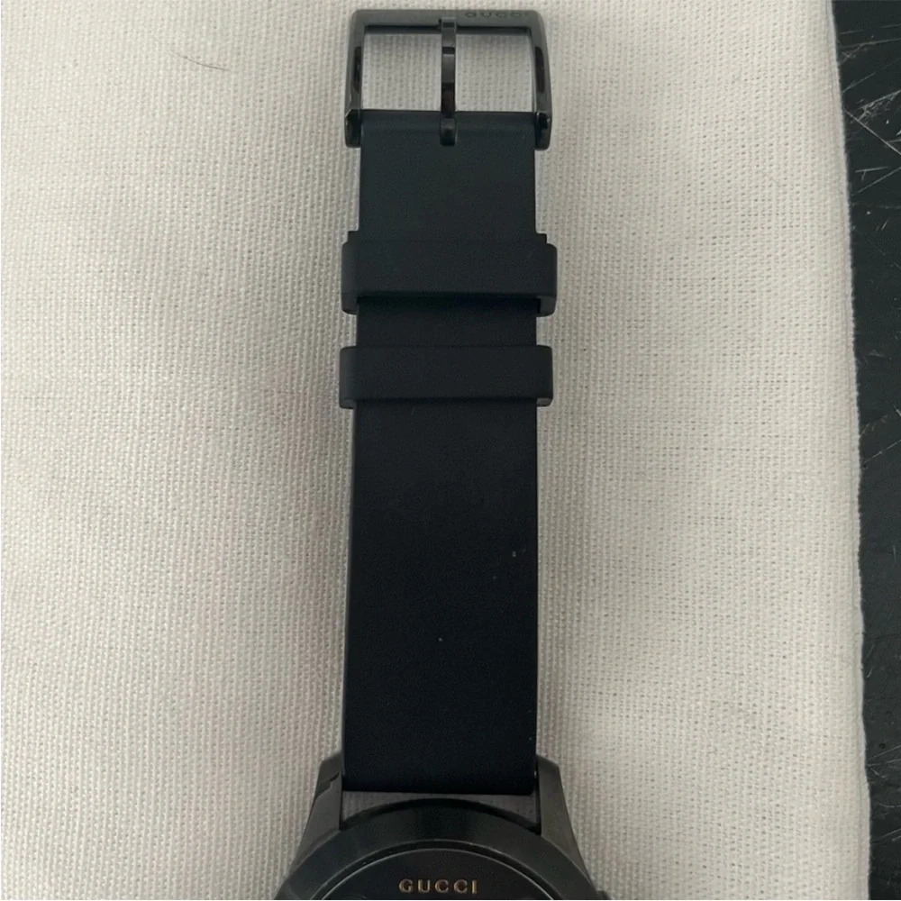 Gucci Black Watch with Multicolor Cat Face Dial